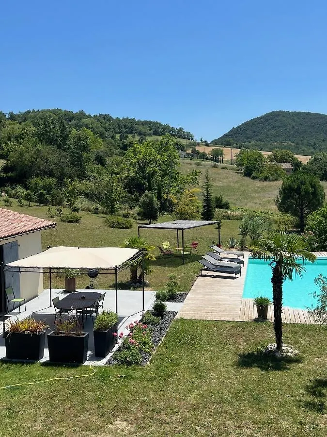 Сasa de vacaciones Gite Crest, Avec Terrasse Et Piscine.